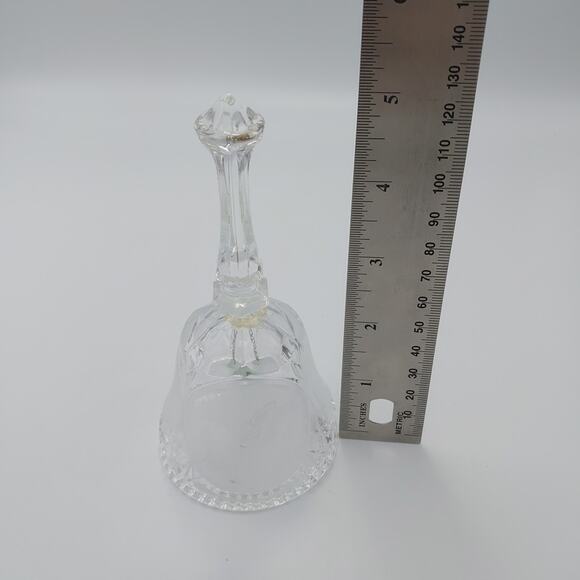 Vintage Etched Crystal Bell - Picture 5 of 5